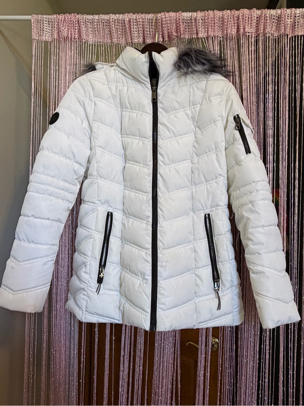 Nautica Women's White Quilted Puffer Jacket with Faux Fur Trim Removeable Hood